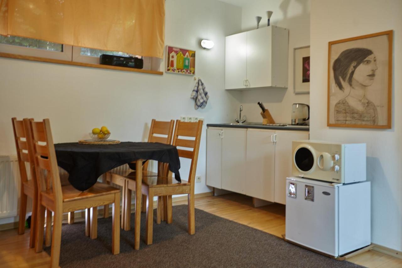 Villa In Bio Garden - You Will Save Money Here Praga Exterior foto